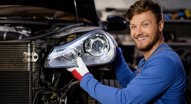 Led Headlights Replacement For Car in London - Mobile Tyre Repair London